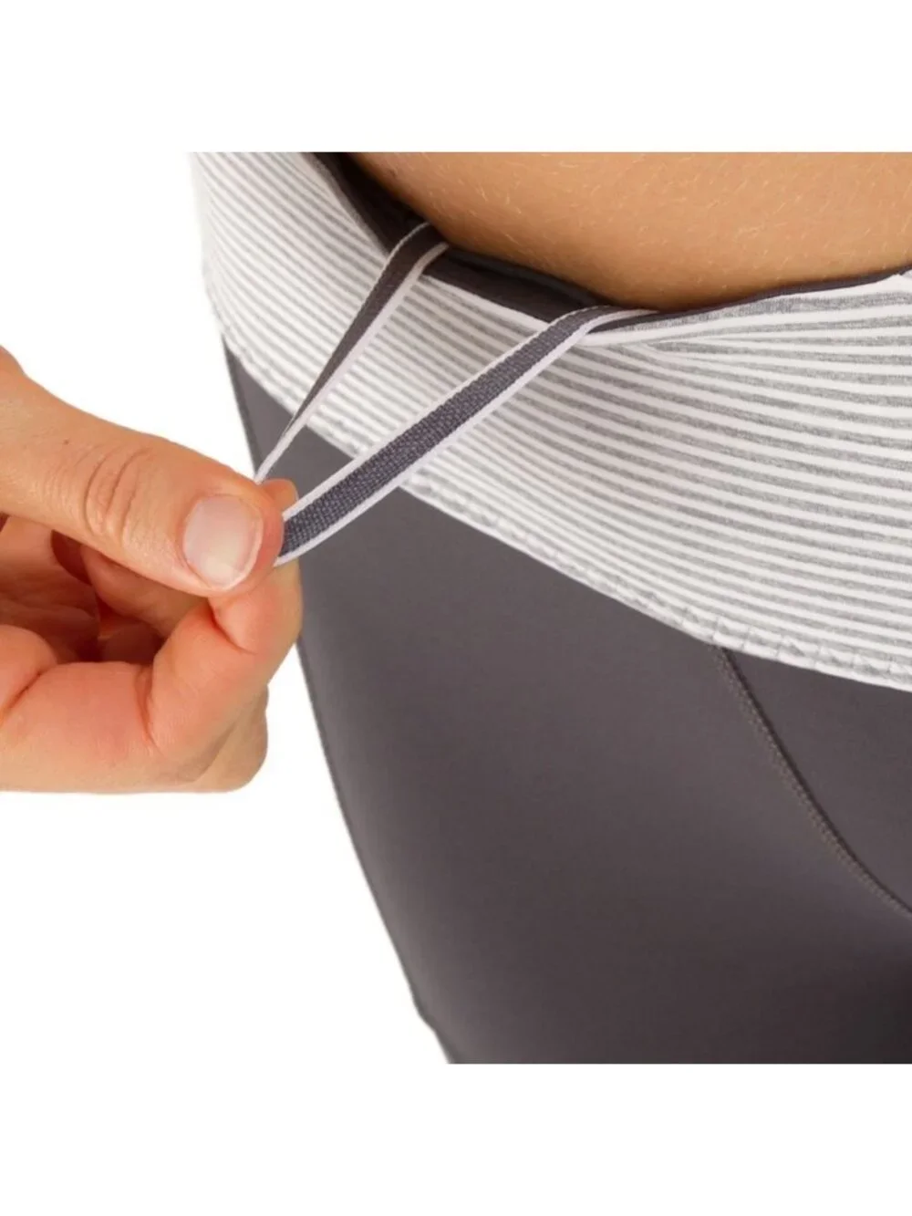 Lululemon Run: Your Heart Out CropCoal / White Heathered Blurred Grey Classic